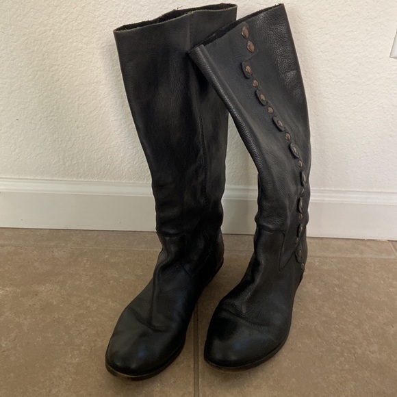 Nine West women real leather tall boots with studs size 6.5 - Picture 6 of 8